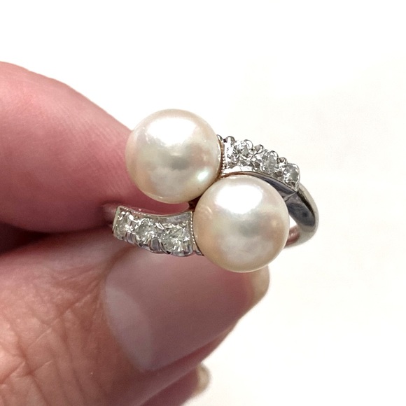 Pearl Diamond Bypass Ring, Sz 5.5, Exc. Cond., Like New. - Picture 5 of 9